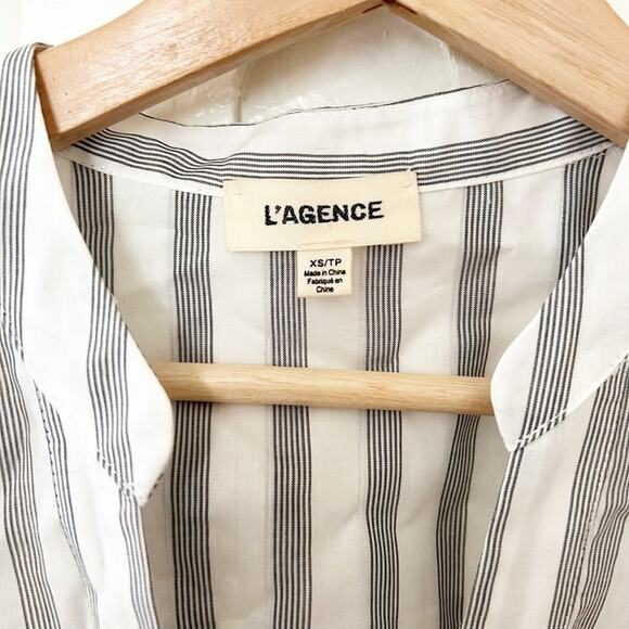 L'agence White Black Striped Long Sleeve Surplice V-Neck Draped Kyla Top Size XS - Picture 3 of 7